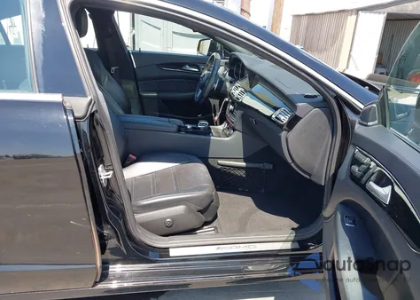 2012 Mercedes-Benz Cls 63 Amg из США, поврежденный, VIN WDDLJ7EB7CA033353